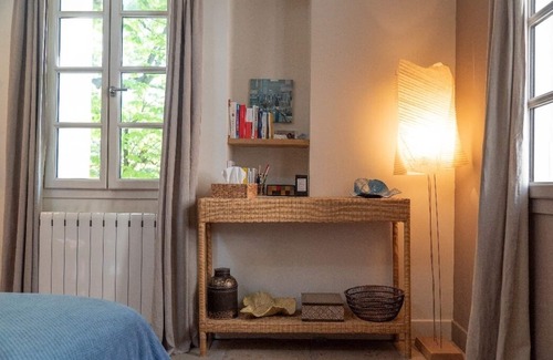 La Chamberte Other | 18th century farmhouse with park in the heart of town
