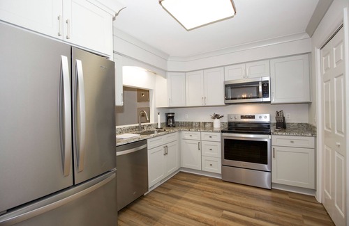 Pinehurst Condo | 19 F Pinehurst Manor: 1 BR, 1 BA Condominium in Pinehurst, Sleeps 3