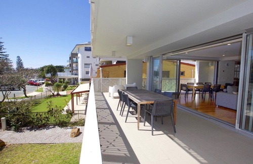 Currimundi Apartment | 19 Hume Parade unit 1 Currimundi QLD 4551