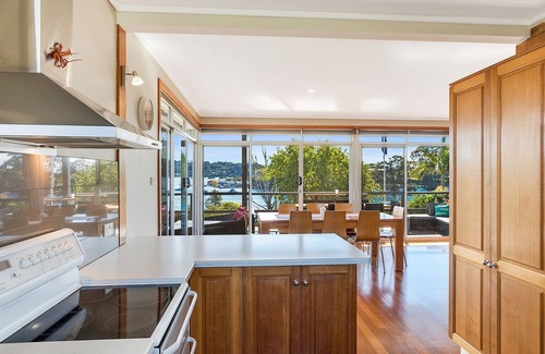 Narooma House | 19 Lakeview Drive Narooma