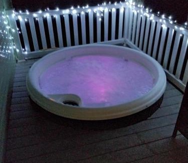 Tattershall Resort | 19 Laurel Close Highly recommended 6 berth holiday home with hot tub in prime location