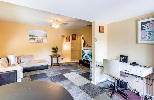 Haines City House | 19 Mi to Disney World Bright Haines City Getaway!
