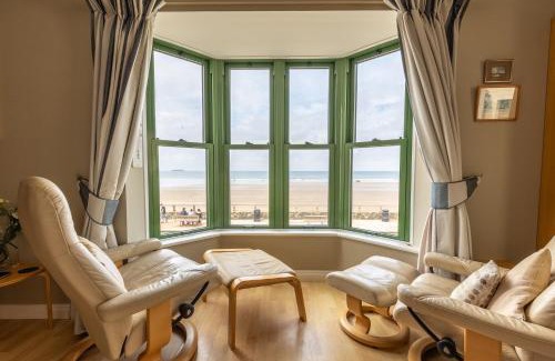 Little Haven Apartment | 19 St Brides Bay