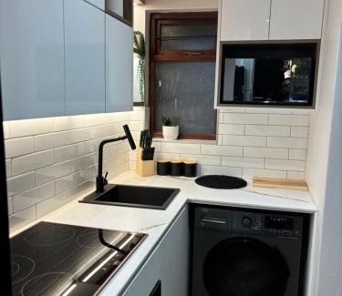Greater Johannesburg Metropolitan Area Apartment | 191 Protea Estate