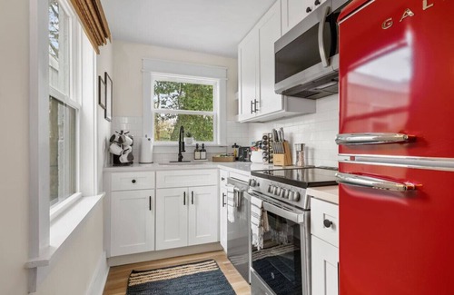 North Charleston Apartment | 1910 Calvert - Unit B 1BR