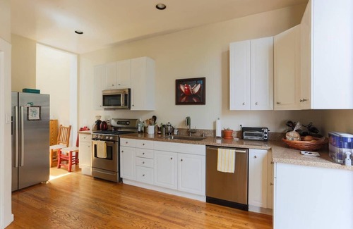 Telegraph Hill House | 1912 Victorian With Epic Views Perched On Gardens