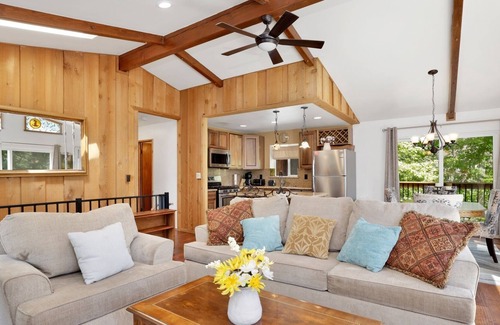 Moonridge Cabin | 1914-sequoia Retreat 4 Bedroom Home by RedAwning