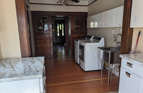 Butte House | 1916 Craftsman with modern conveniences two blocks from the Civic Center.