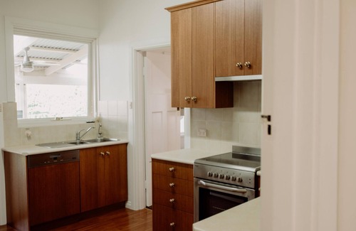 Victor Harbor House | 1920s Home in Incredible Location - "Wirramulla"