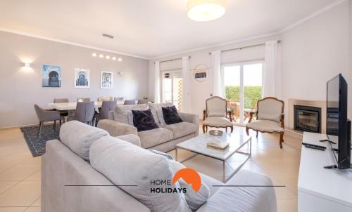 Branqueira Villa | #196 Beach & Golf by Home Holidays