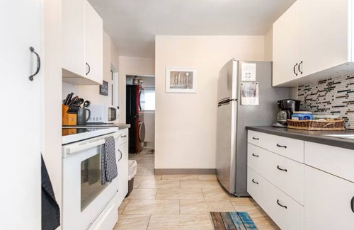 Point Loma Heights House | 1960 Ocean Beach Bungalow w Parking-sleeps 4