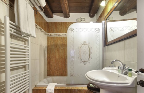 Faraklata Villa | 19th Century Museum Villa George Molfetas - 5 Minutes From Argostoli Town