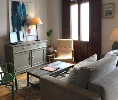 San Julian Apartment | 19th Century Sevillian Apartment