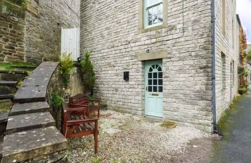 Tideswell Cottage | 1A Market Square