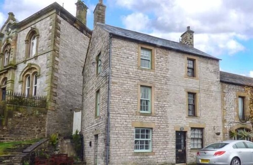 Tideswell Cottage | 1A Market Square