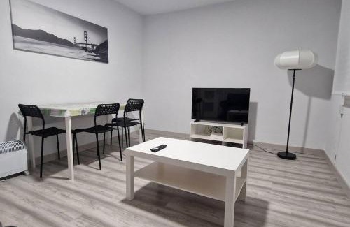 Distrito Oeste Apartment | 1A114 Apto moderno en Gijón