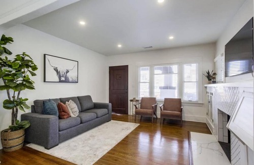 North Park House | 1Bd Craftsman 15 min to Beaches, Zoo, Balboa Park