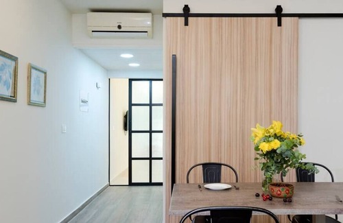 Mar Mikhael Apartment | 1BD Rmeil Apartment / POWER 24HR