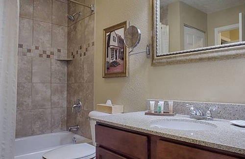 Williamsburg Resort | 1BD Suite/Williamsburg - Games, Putt-Putt, Theater