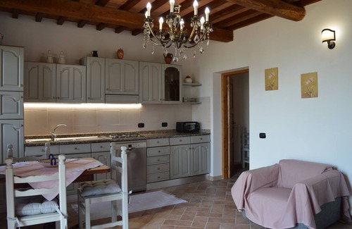Lisciano Niccone House | 1Bdr flat in villa with fantastic view Trasimeno lake and pool