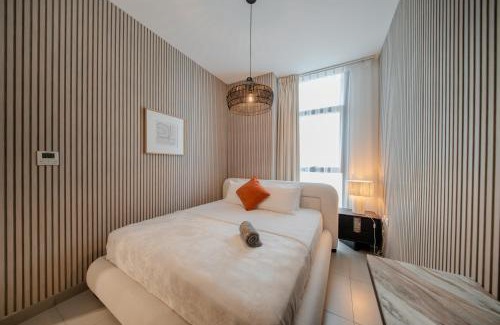 Sharjah Apartment | 1Bedroom & Living room Apartment - The Sahara Suite