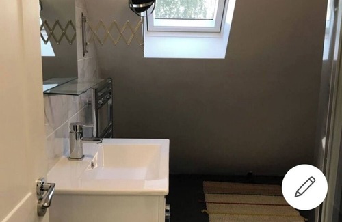 Heston Apartment | 1bedroom West london apartment