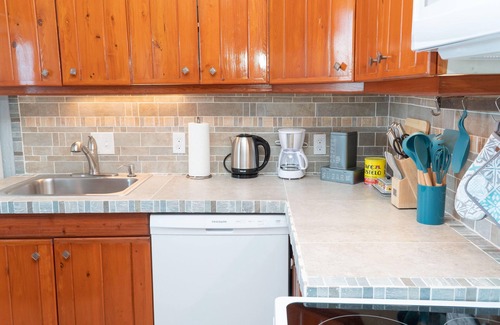 Bolongo Bay Condo | 1BR/1BA New Oceanside Condo