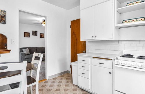 Cedarburg Apartment | 1BR/1BTH Apt/Beautifully Renovated/Walk to Downtown/Festivals/Historic 4 Plex