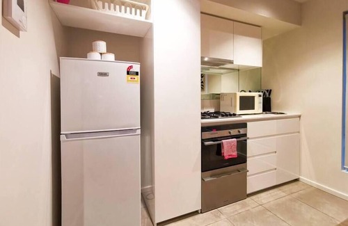 Adelaide Central Business District Apartment | 1BR Adorable Apt on Gouger