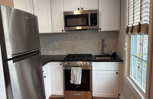 Union City Apartment | 1br apt 15 mins from Times Square