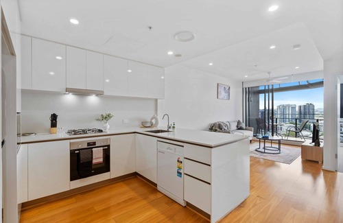 Newstead Apartment | 1BR Apt in Fortitude Valley
