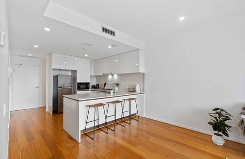 Newstead Apartment | 1BR Apt in Fortitude Valley