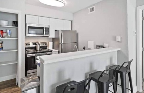 Vickery Meadow Apartment | 1BR APT Minutes from Topgolf