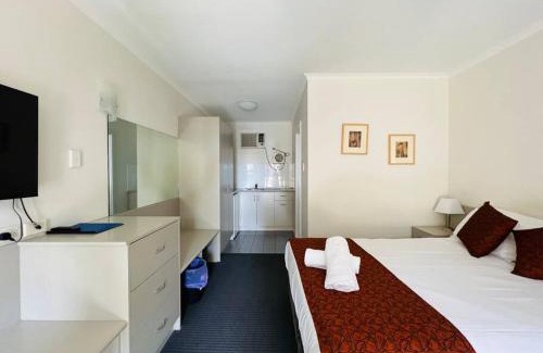 Glenelg Apartment | 1BR at Glenelg Moseley street close to beach31
