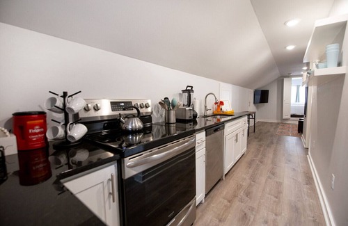 Capital View Apartment | 1BR close to hospitals