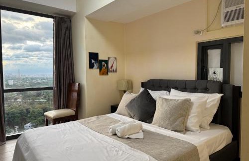 Pinagsama Apartment | 1BR Condo Near Venice Canal & BGC with Great View - 20k