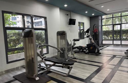 Pinagsama Apartment | 1BR Condo Near Venice Canal & BGC with Great View - 20k