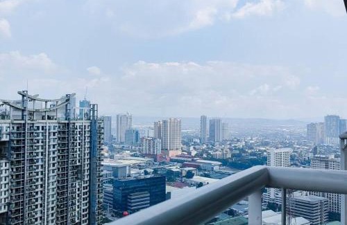 Barangka Ilaya Apartment | 1BR Condotel with Balcony at SM Light Residences #LT06