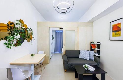 Barangka Ilaya Apartment | 1BR Condotel with Balcony at SM Light Residences #LT06