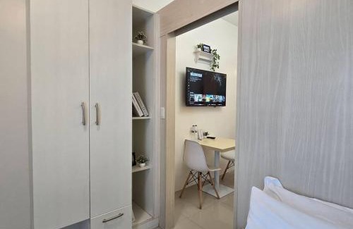 Barangka Ilaya Apartment | 1BR Condotel with Balcony at SM Light Residences #LT07