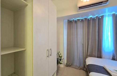 Barangka Ilaya Apartment | 1BR Condotel with Balcony at SM Light Residences #LT11