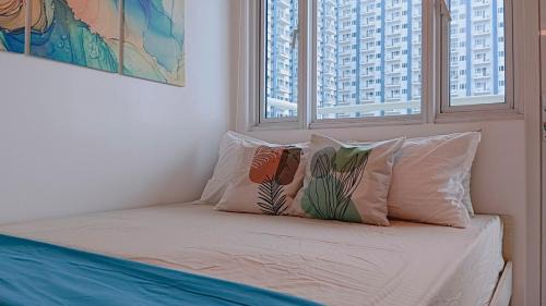 Barangka Ilaya Apartment | 1BR Condotel with Balcony at SM Light Residences #LT04-1
