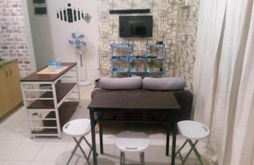 Pio del Pilar Apartment | 1BR-corner unit at Laureano di Trevi Makati