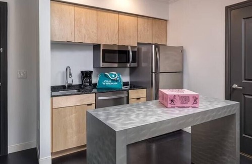 Old Town Chinatown Condo | 1br Deluxe Condo in Golf, Bikes, Hiking!