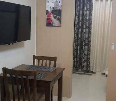 San Dionisio Apartment | 1BR Deluxe Suite at Field Residences