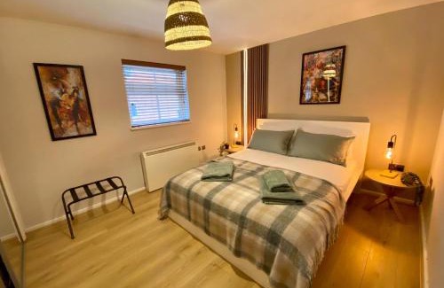 Crewe Apartment | 1BR Haven in Crewe - Modern, Chic & Central