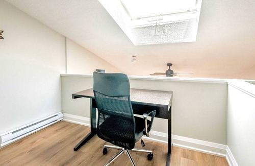 Cambridge Apartment | 1BR Loft - Near to Trails, Parks, and DT Cambridge