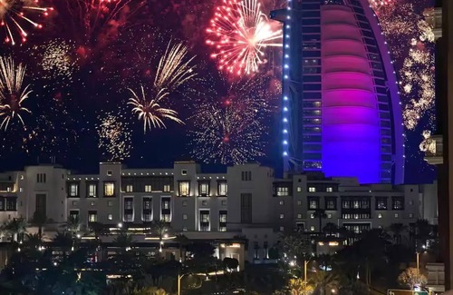 Umm Suqeim 3 Apartment | 1br Luxury Complex Burj AlArab View 5min to beach