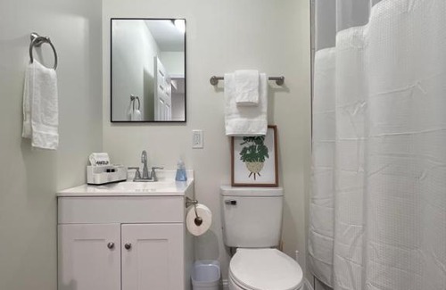 Greenville Apartment | 1BR Near Downtown & Mountain Goat Coffee