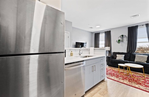 Everett Apartment | 1BR Near Encore Boston 9537